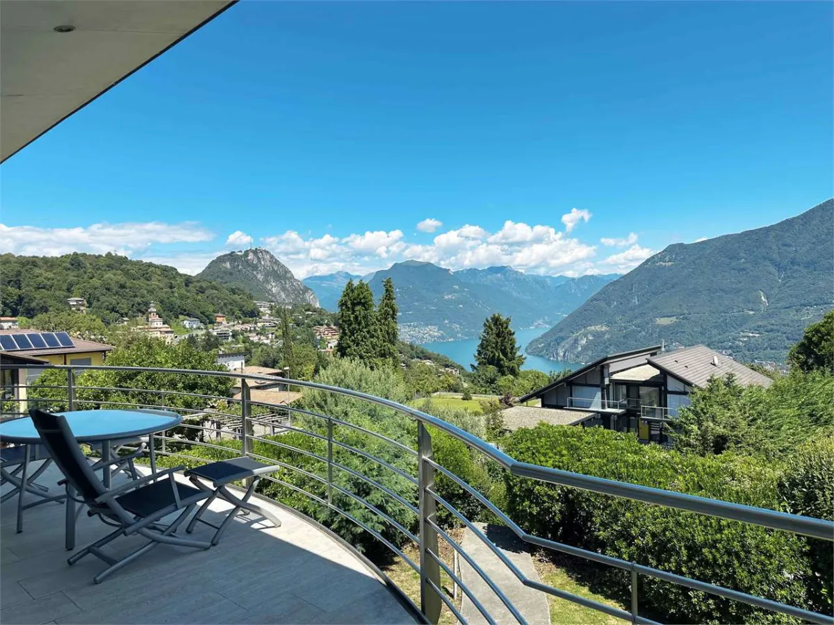 Carona zu verkaufen Villa Schweiz - cChic-immoHub Ihr Immobilienportal