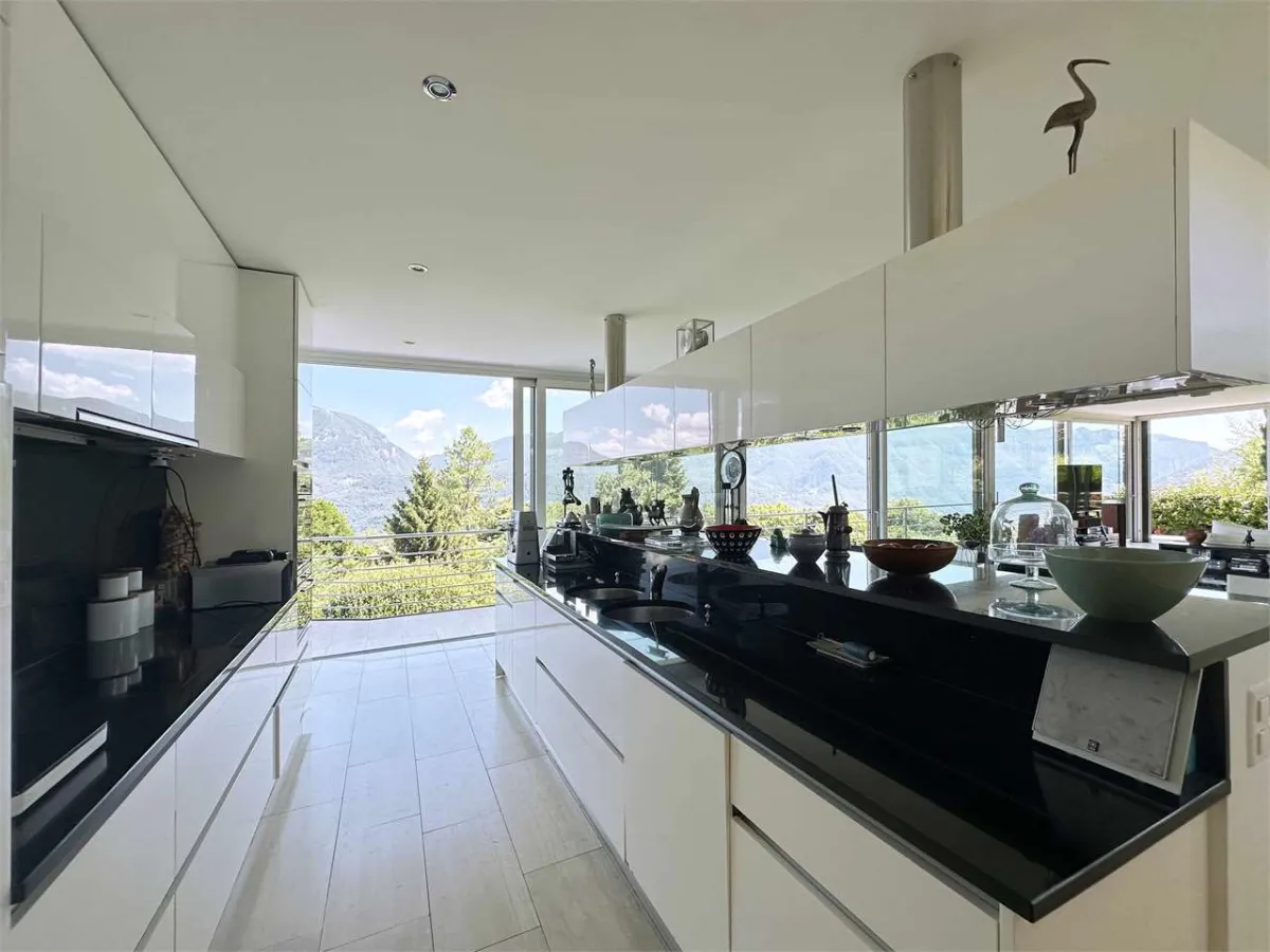 Carona zu verkaufen Villa Schweiz - cChic-immoHub Ihr Immobilienportal