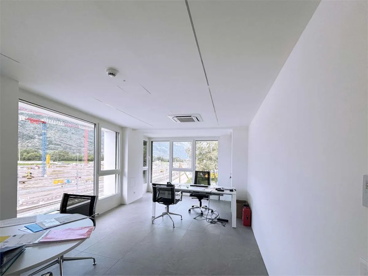 Arbedo zu verkaufen  Büro Schweiz - cChic-immoHub Ihr Immobilienportal