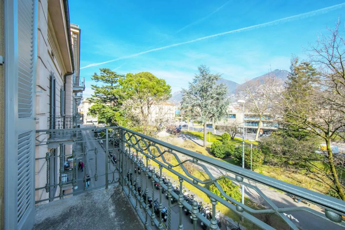 Lugano zu verkaufen  Wohnung Schweiz - cChic-immoHub Ihr Immobilienportal