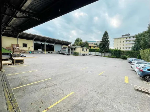 Commerce/industrie à vendre à Como (5)