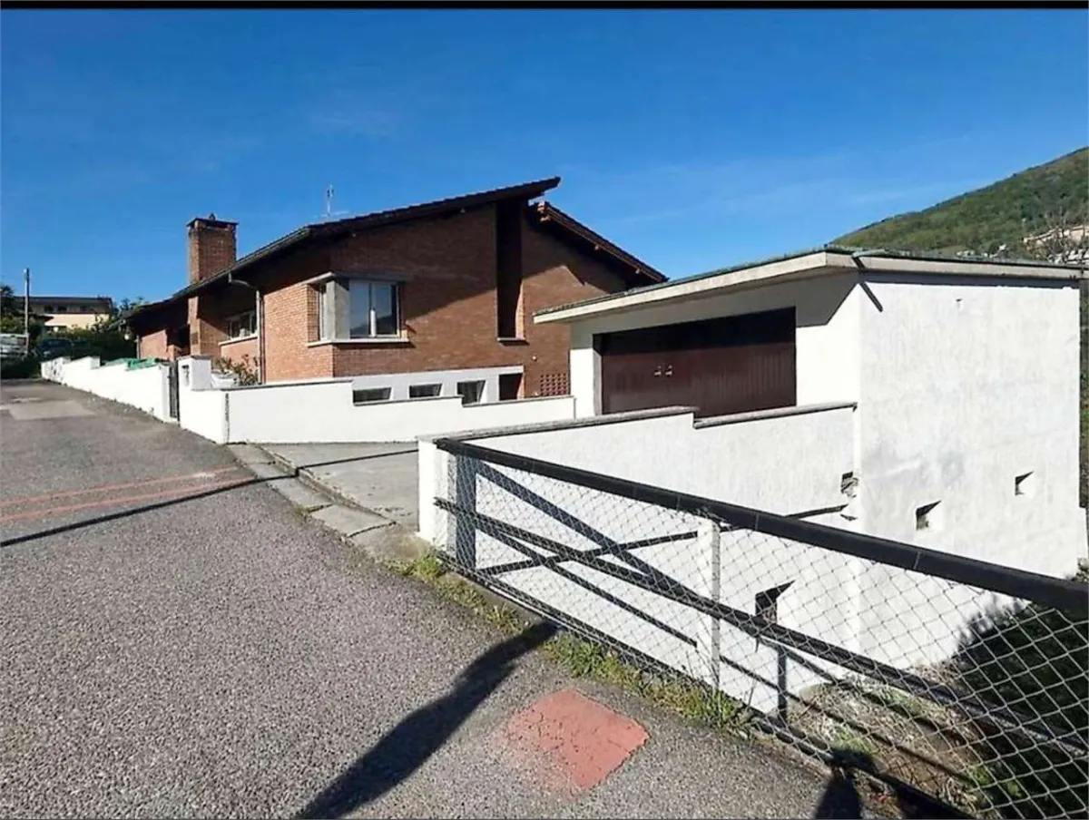 Brusino Arsizio In vendita Villa Svizzera - 
cChic-immoHub Il vostro portale immobiliare