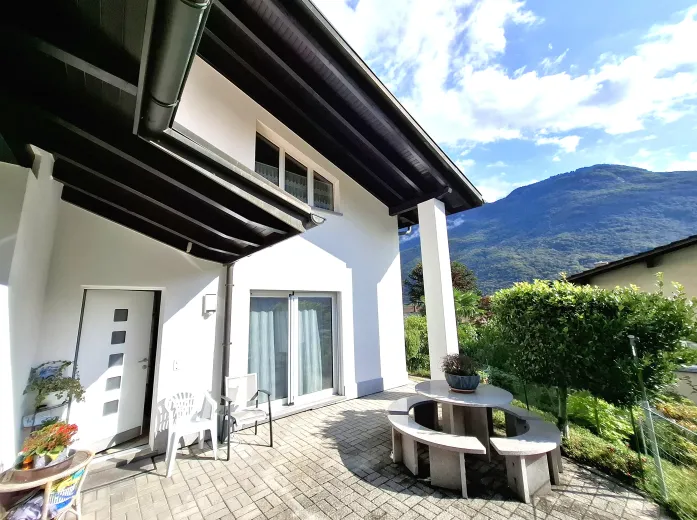 Zu verkaufen Einfamilienhaus Gnosca Schweiz - Schweiz - cChic-immoHub Ihr Immobilienportal