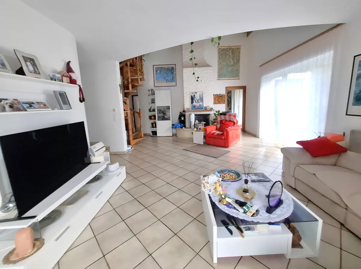 Gnosca zu verkaufen Einfamilienhaus Schweiz - cChic-immoHub Ihr Immobilienportal