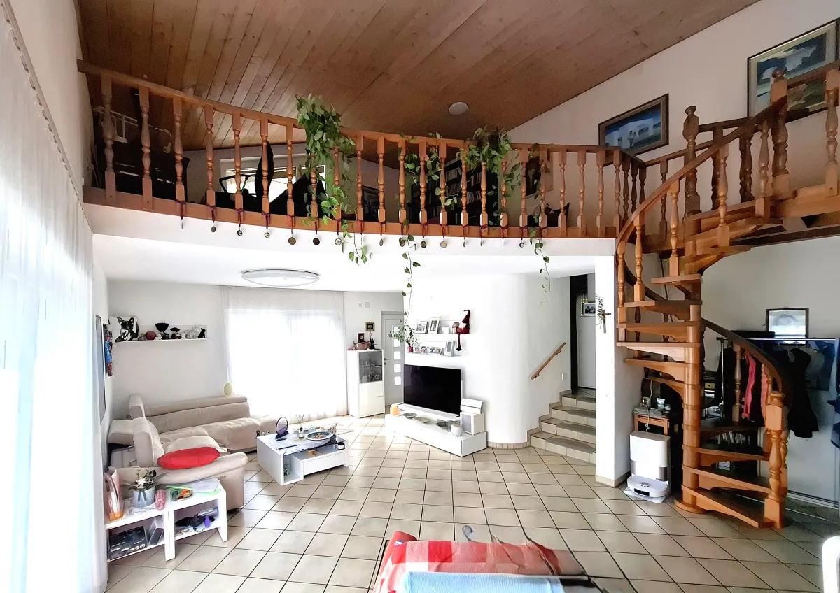 Gnosca zu verkaufen Einfamilienhaus Schweiz - cChic-immoHub Ihr Immobilienportal