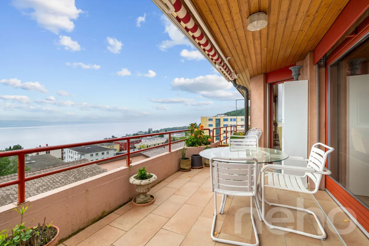 Neuchâtel zu verkaufen Attikawohnung Schweiz - cChic-immoHub Ihr Immobilienportal