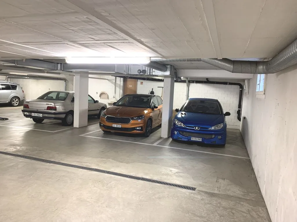 Weinfelden à louer Place de parc en garage Suisse - cChic-immoHub votre portail immobilier