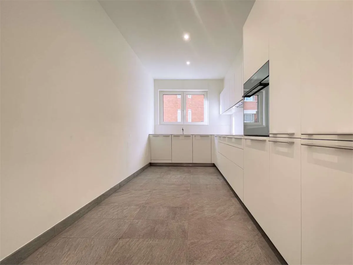 Lugano zu verkaufen  Wohnung Schweiz - cChic-immoHub Ihr Immobilienportal