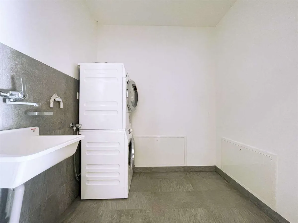 Lugano zu verkaufen  Wohnung Schweiz - cChic-immoHub Ihr Immobilienportal