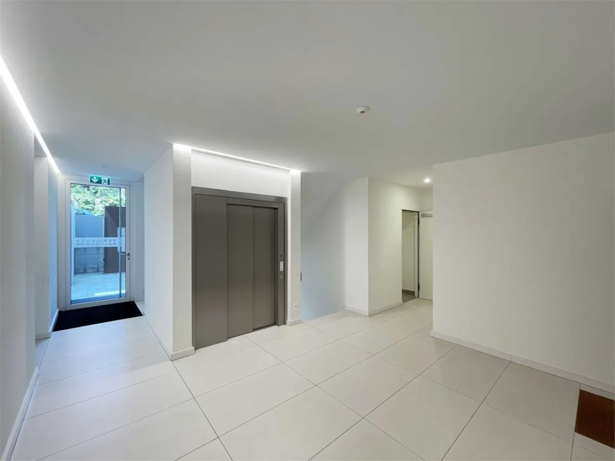 Lugano zu verkaufen  Wohnung Schweiz - cChic-immoHub Ihr Immobilienportal