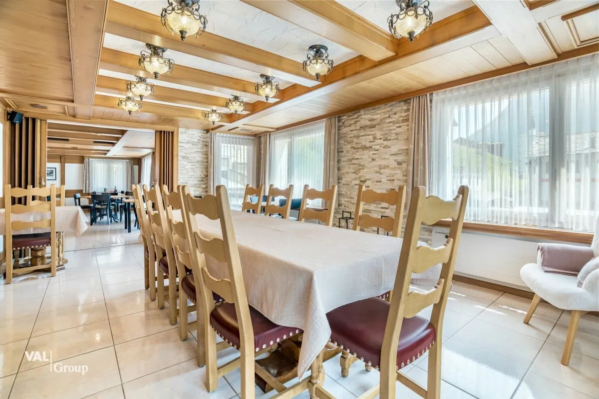 Saas-Grund à vendre Hôtel Suisse - cChic-immoHub votre portail immobilier