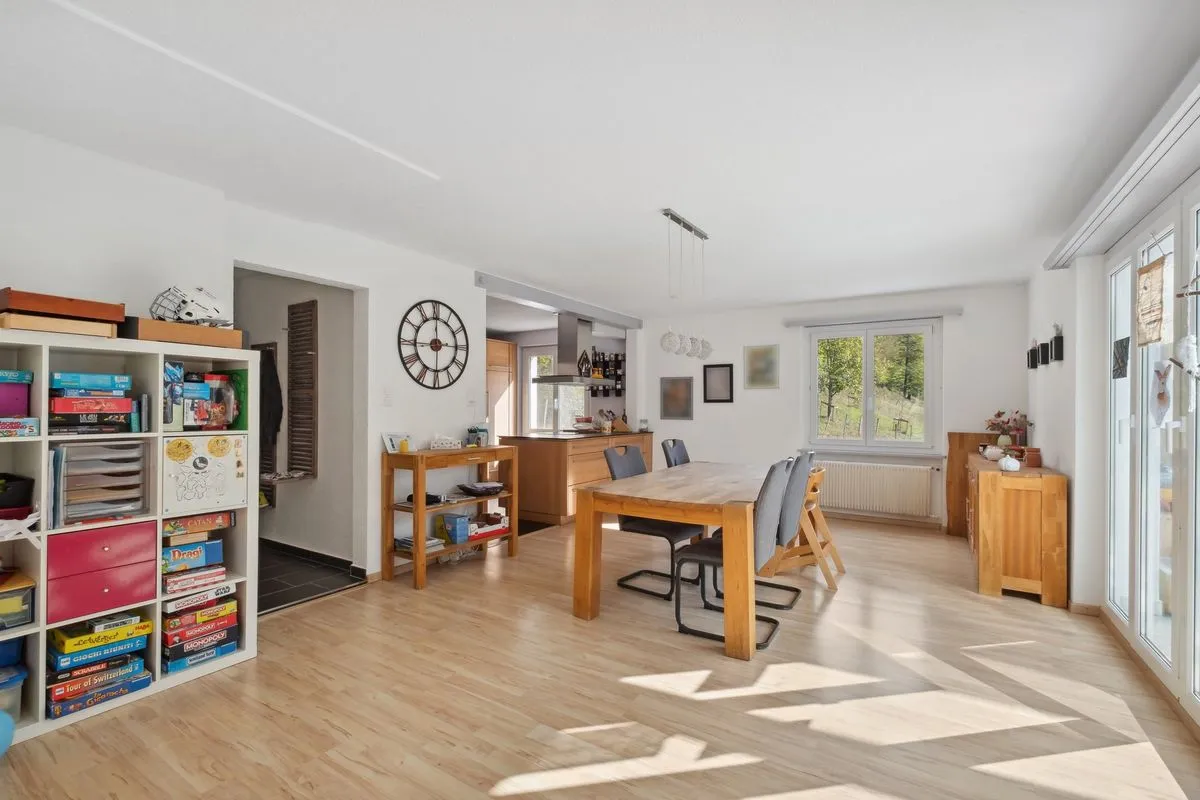 Ocourt zu verkaufen Einfamilienhaus Schweiz - cChic-immoHub Ihr Immobilienportal