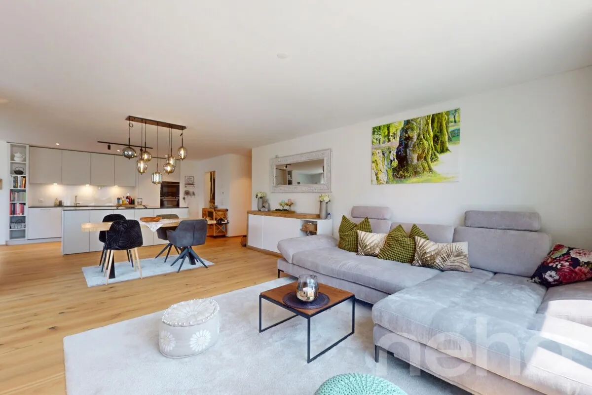 Domat/Ems In vendita Appartamento Svizzera - 
cChic-immoHub Il vostro portale immobiliare