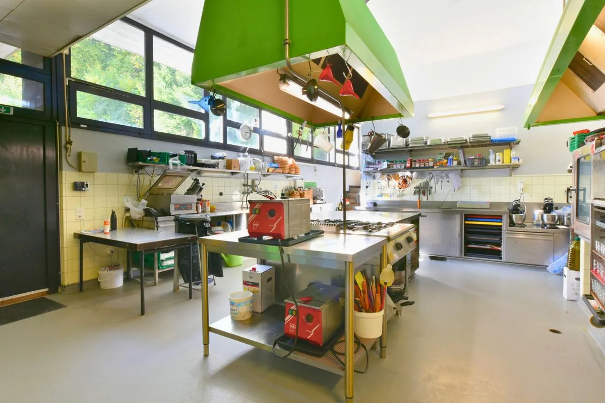 Les Geneveys-sur-Coffrane for sale Gastronomy Switzerland - cChic-immoHub your real estate portal