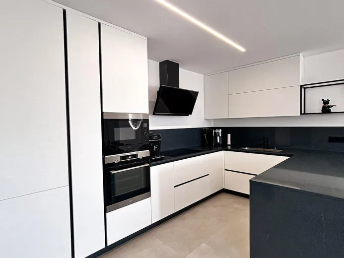 Maison à vendre à Casargo - INDOVERO - VILLA AU DESIGN EXCLUSIF - Smart Propylaia (3)
