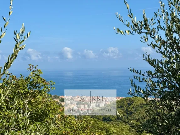 Anwesen zu verkaufen in ALASSIO (13)
