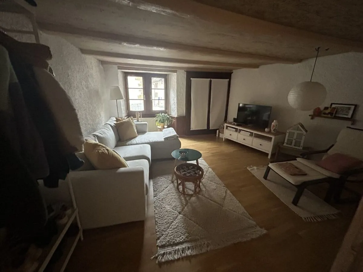 Cressier NE zu verkaufen Angebautes Haus Schweiz - cChic-immoHub Ihr Immobilienportal