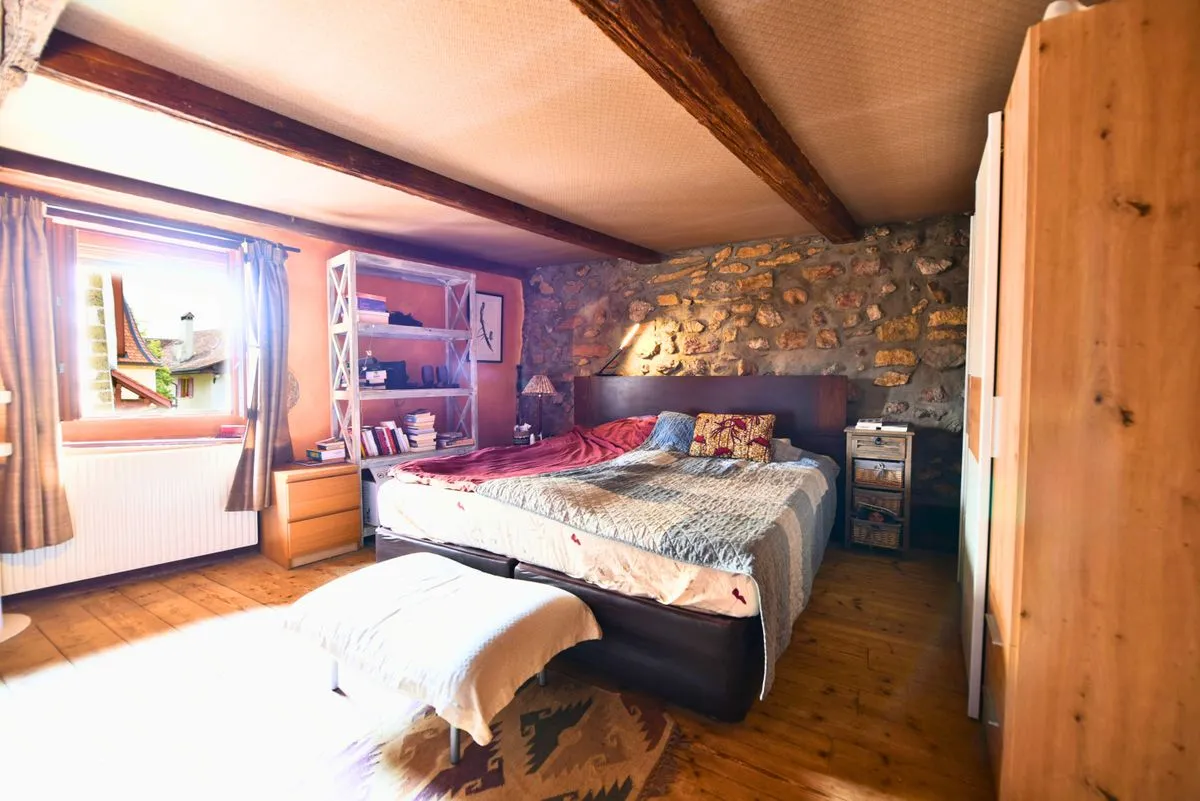 Cressier NE zu verkaufen Angebautes Haus Schweiz - cChic-immoHub Ihr Immobilienportal