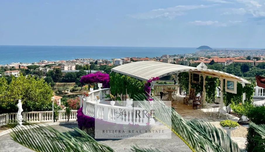 Anwesen zu verkaufen in ceriale - VILLA ZU VERKAUFEN mit Garten und meerblick - Smart Propylaia (3)