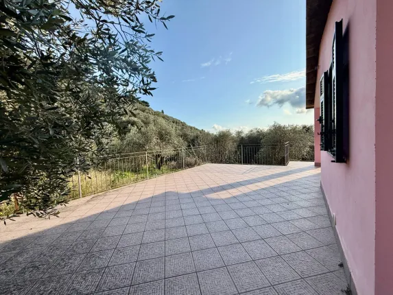Anwesen zu verkaufen in Imperia (7)