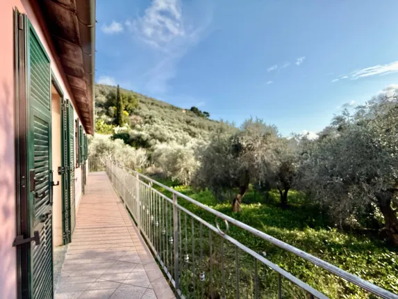 Anwesen zu verkaufen in Imperia (10)