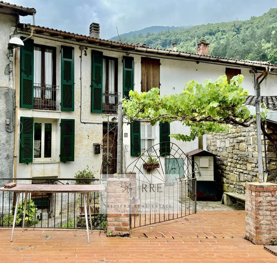 House for sale in Rezzo - Smart Propylaia (7)