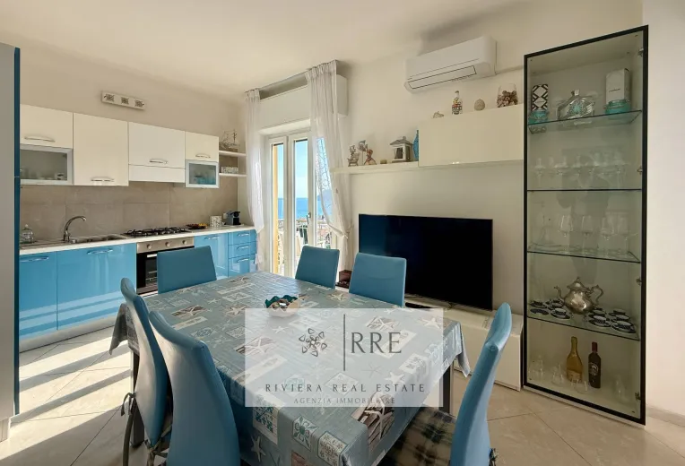 Appartamento in vendita a alassio - TRILOCALE con vista mare panoramica mozzafiato - Smart Propylaia (6)