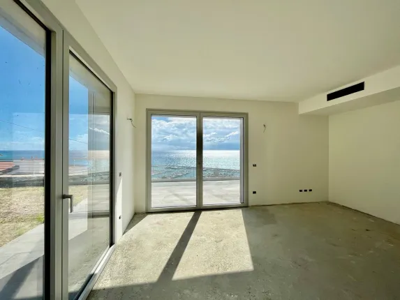 Casa plurifamiliare in vendita a Santo Stefano al Mare (13)