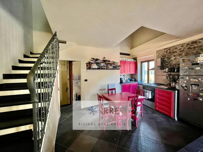 Proprietà in vendita a Ceriale - Smart Propylaia