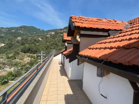Appartamento in vendita a Alassio (11)