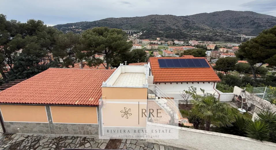 Property for sale in Andora - Villa with sea view - Smart Propylaia (3)