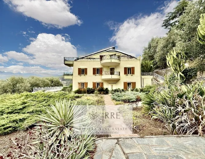 Property for sale in Diamo Marina - Detached building with sea view - Smart Propylaia (3)