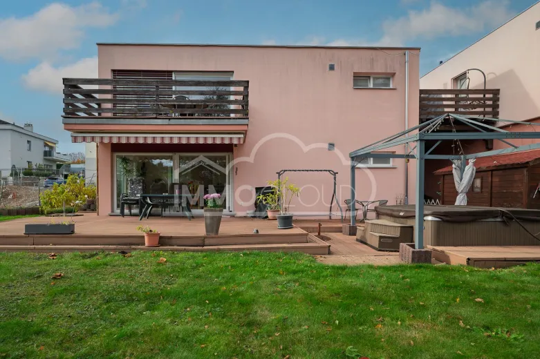 In vendita Bottens Casa unifamiliare Svizzera - collaborazione con il portale immobiliare Smart-Propylaia