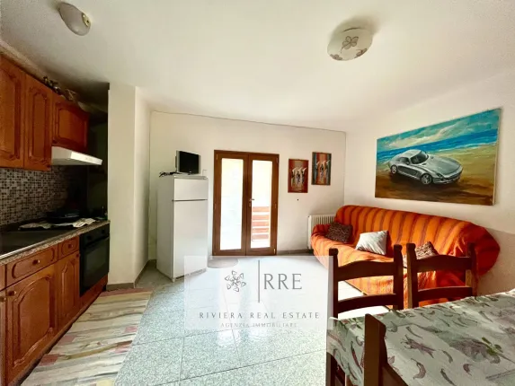 Casa in vendita a Andora (2)