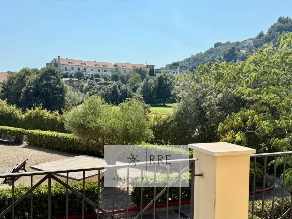 Appartamento in vendita a Golf Club Castellaro (3)