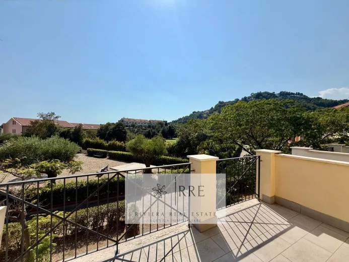 Appartamento in vendita a Golf Club Castellaro - Smart Propylaia (4)