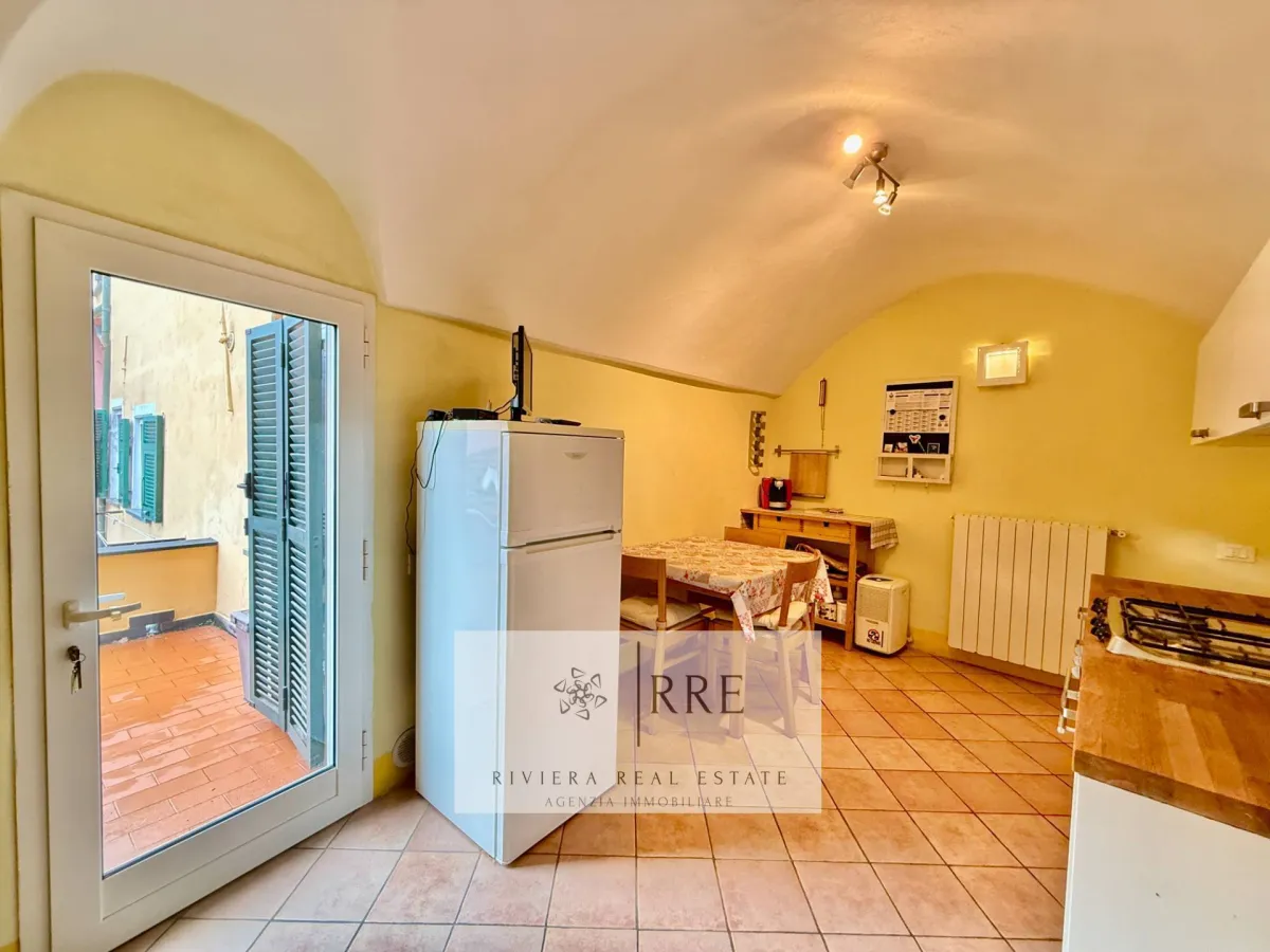Apartment for sale in Pieve Di Teco - Four-room flat in the historic centre of Pieve di Teco - Smart Propylaia (6)