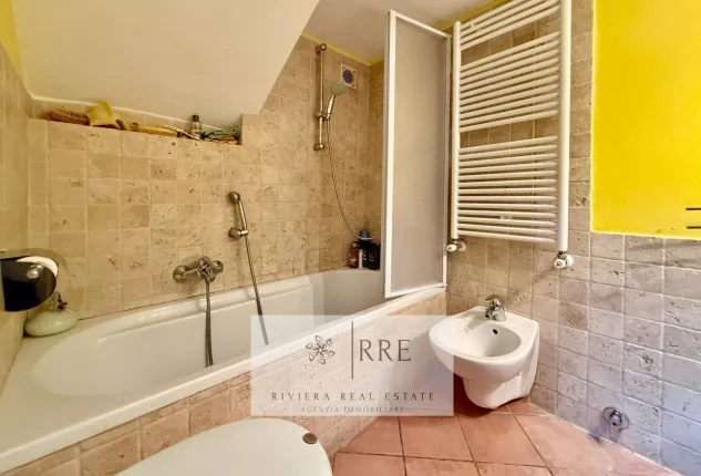 Appartamento in vendita a Pieve di teco (17)