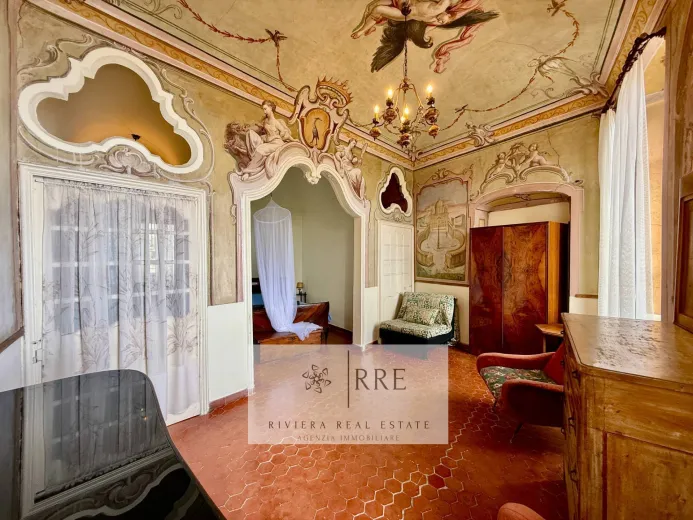 Appartamento in vendita a Andora - Quadrilocale in edificio storico con vista mare - Smart Propylaia (9)