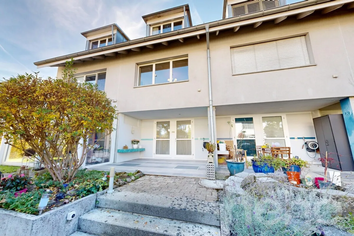 Reinach BL for sale Attached house Switzerland - cChic-immoHub your real estate portal