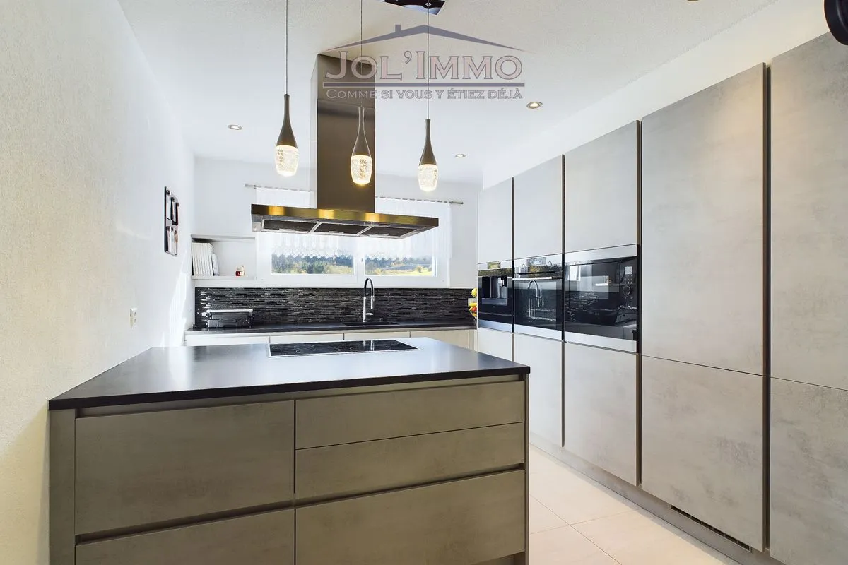 Court for sale Single house Switzerland - cChic-immoHub your real estate portal