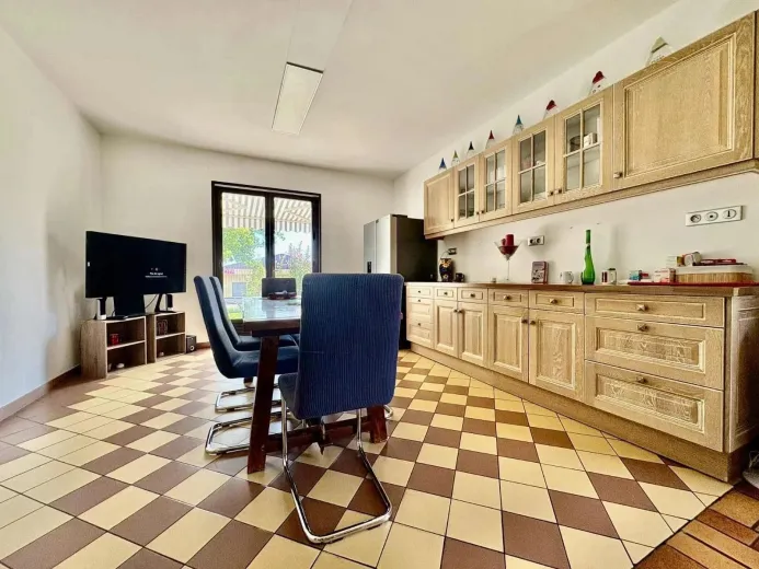 Haus zu verkaufen in Digoin - Einfamilienhaus zu verkaufen in Digoin, 11 Zimmer, 357 m2 - Smart Propylaia (3)