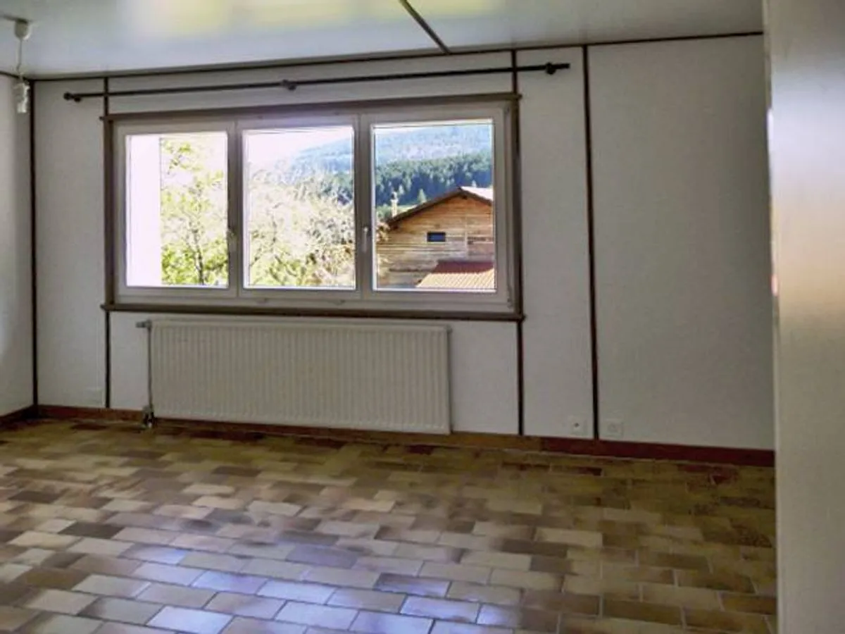 La Côte-aux-Fées for sale Living and commercial building Switzerland - cChic-immoHub your real estate portal