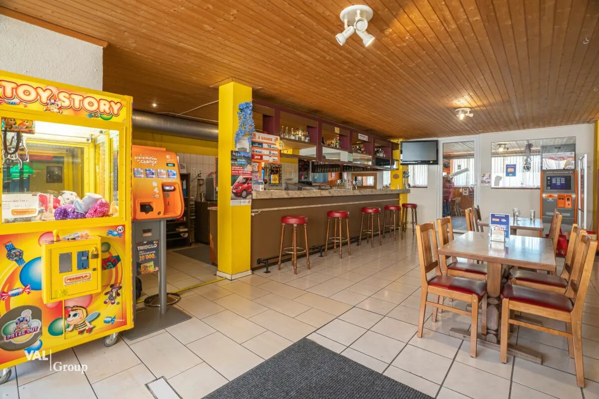 Mund à louer Immeuble commercial et d'habitation Suisse - cChic-immoHub votre portail immobilier