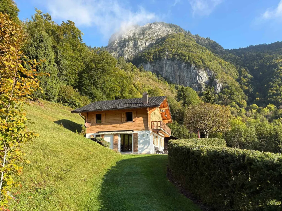 Vouvry for sale Chalet Switzerland - cChic-immoHub your real estate portal