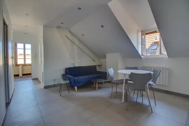 Neu möblierte Wohnung in der Nähe von Genf