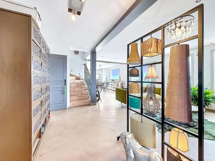 Haus zu verkaufen in Pugny-Chatenod - Anwesen mit Panoramablick auf den Lac de Bourget - Smart Propylaia (3)