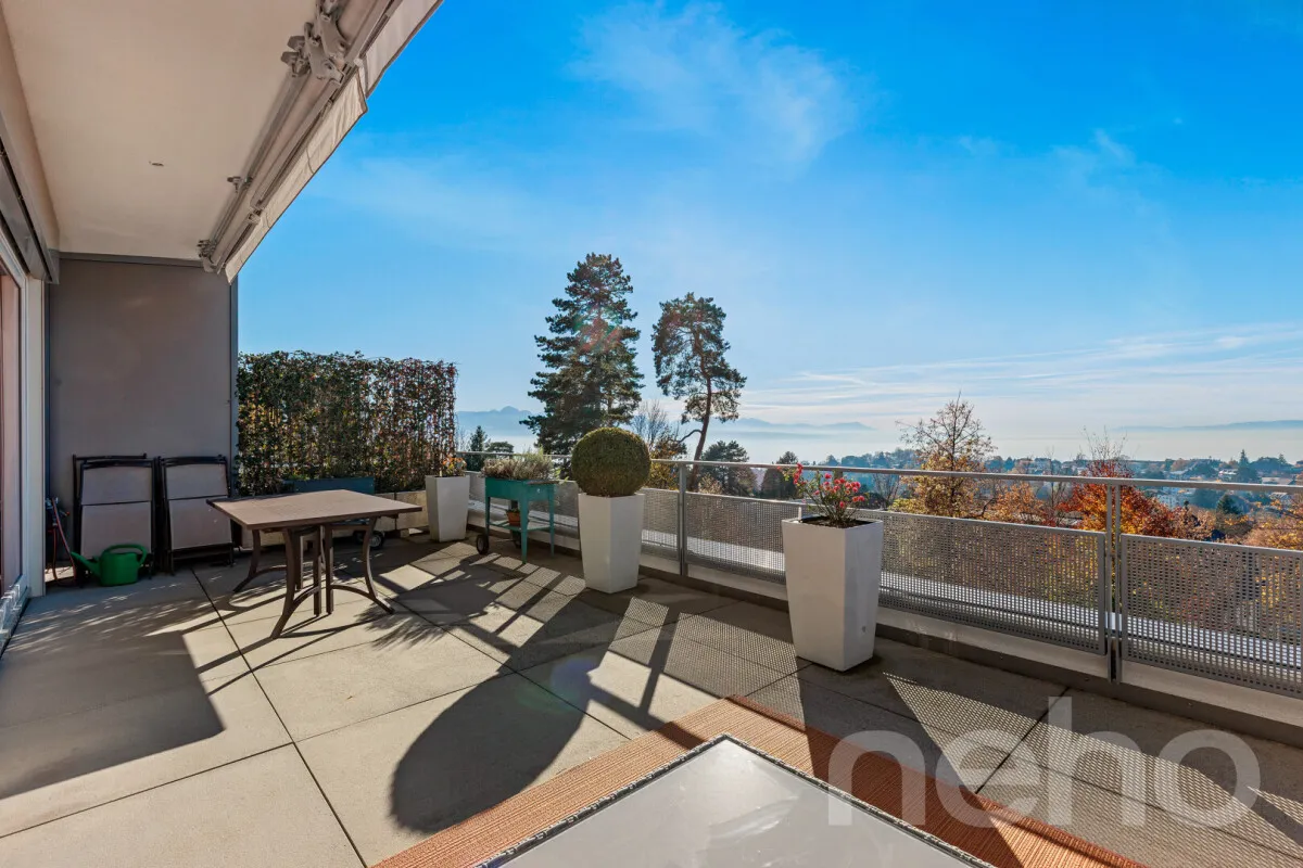 Lausanne for sale Attic flat Switzerland - cChic-immoHub your real estate portal