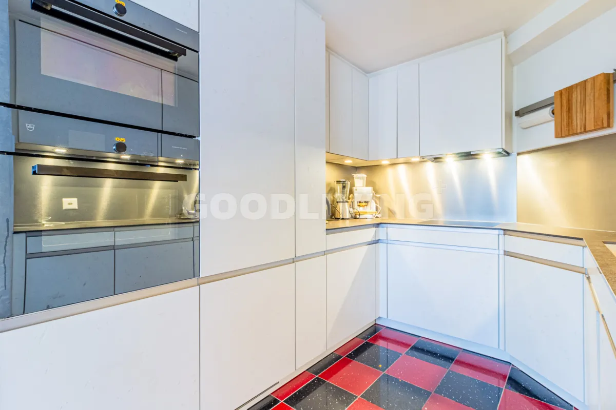 Rümlang zu verkaufen Angebautes Haus Schweiz - cChic-immoHub Ihr Immobilienportal