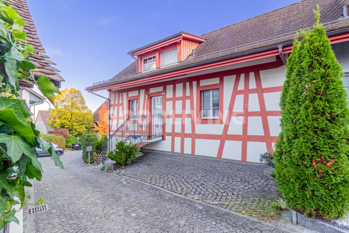 Rümlang zu verkaufen Angebautes Haus Schweiz - cChic-immoHub Ihr Immobilienportal